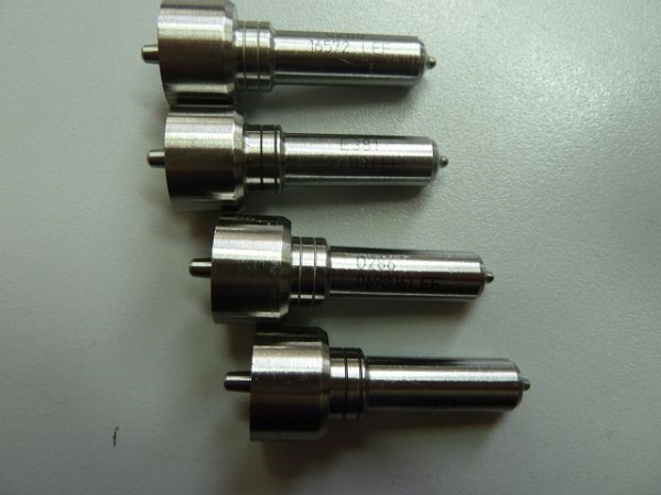 enjektör başı  ağızlık (nozzle) orjinal delphi D286    8200421897 (EJBR05102D)